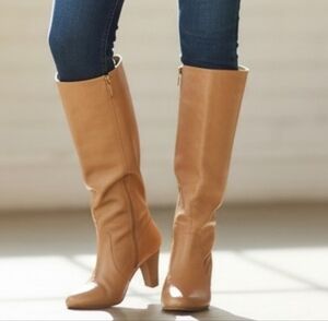 Via Neroli Camel Leather Knee High Boots Size 7 Vintage 70s Inspired Cottagecore